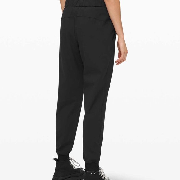 Lululemon On the Fly Jogger *Luxtreme - Picture 2 of 6